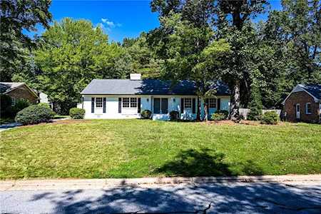 3204 Watauga Drive Greensboro, NC 27410