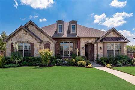 241 Benwick Drive Sunnyvale, TX 75182
