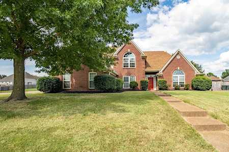 4794 Molsonwood Dr Bartlett, TN 38135