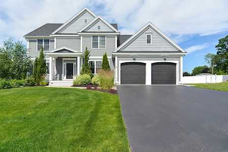 36 Winship Dr Stoneham, MA 02180