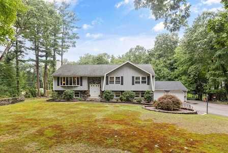 15-1/2 Algonquin Rd Canton, MA 02021