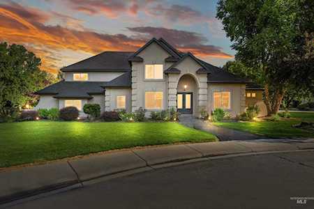1938 E Parkhurst Ct Eagle, ID 83616