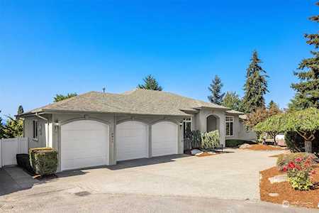 5911 111th Place NE Kirkland, WA 98033