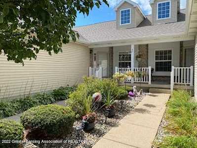 903 Sandview Dr Charlotte, MI 48813