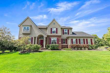 9838 Dublin Dr Tyrone Twp, MI 48430
