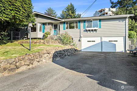 7605 35th Street Ct W University Place, WA 98466