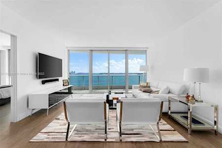 1331 Brickell Bay Dr #1203 Miami, FL 33131