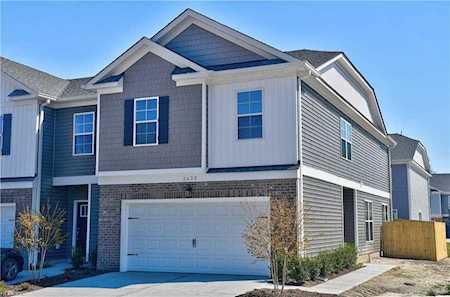 2411 Trafton Place Chesapeake, VA 23320