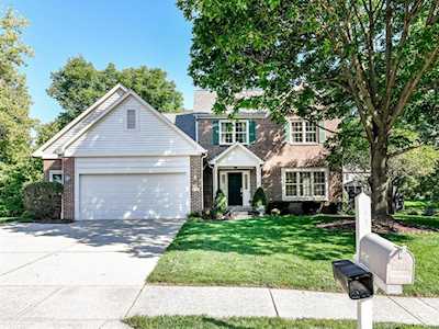 9797 Logan Ln Fishers, IN 46037