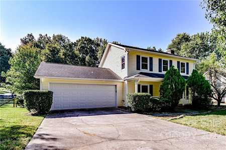 8630 Rittenhouse Circle Charlotte, NC 28270