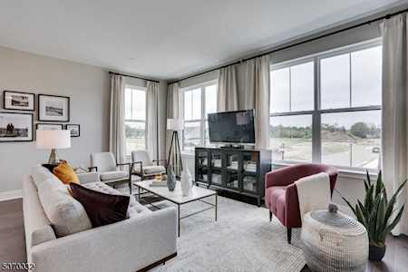 16 Cecala Morris Plains Boro, NJ 07950