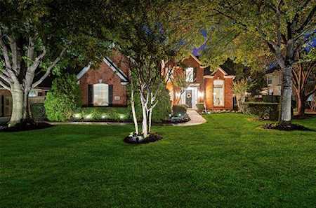 935 MIDLAND CREEK Drive Southlake, TX 76092
