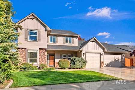 7490 N Waterlilly Ave Boise, ID 83714