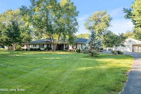 2910 S Winchester Acres Rd Louisville, KY 40223