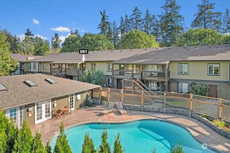 21305 48th Ave W #B205 Mountlake Terrace, WA 98043