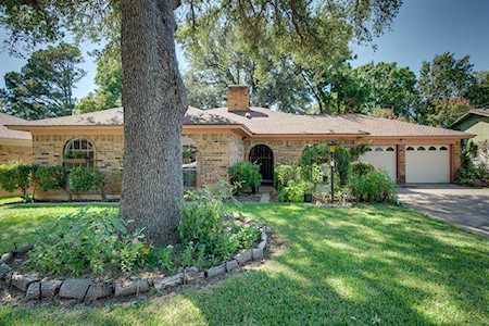 1710 Princeton Drive Arlington, TX 76015