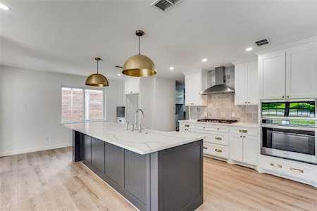 1729 Westridge Drive Plano, TX 75075