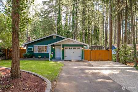 13817 Pinehurst Ln NW Gig Harbor, WA 98329