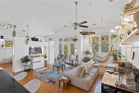 635 N Alexander St Charlotte, NC 28202