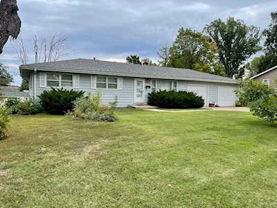 506 Mckinley Ave Warrenton, MO 63383