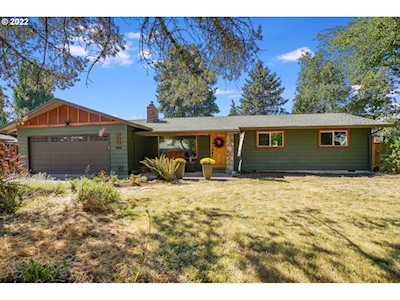 3026 Raymond ST Forest Grove, OR 97116