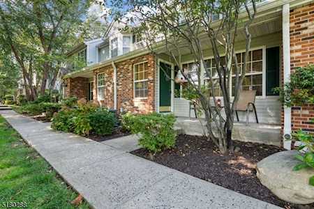 2703 Cortland Ln Hanover Twp., NJ 07981