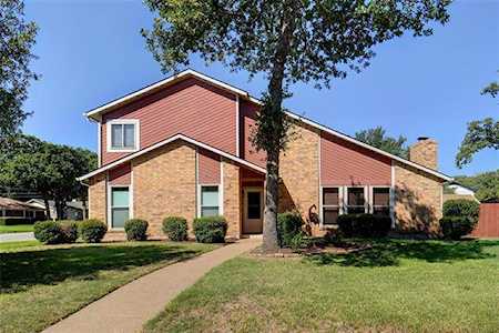 2311 Quail Lane Grapevine, TX 76051