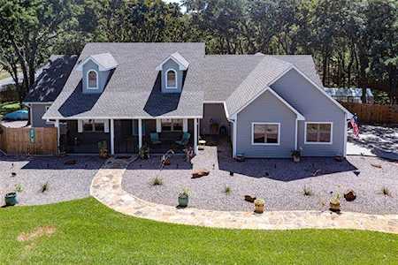 380 Crescent Drive Pottsboro, TX 75076