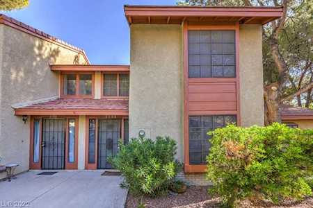 2390 Pickwick Dr Henderson, NV 89014