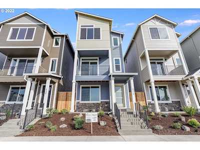 4314 E Hazelair LN Newberg, OR 97132