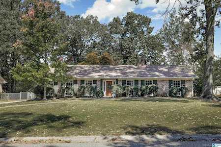 2212 Lynngate Drive Hoover, AL 35216
