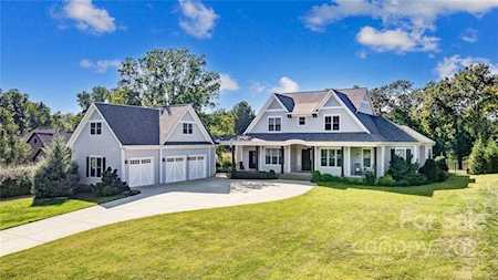 1712 White Pond Ln Waxhaw, NC 28173