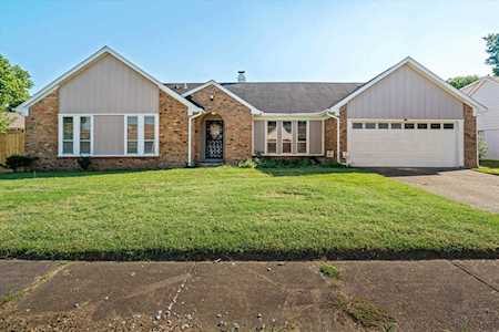 6121 Pebble Beach Ave Memphis, TN 38115