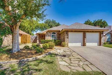 209 Mahogany Drive Arlington, TX 76018