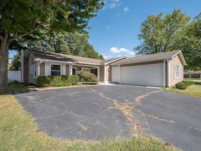 5040 Beechwood Circle Avon, IN 46123