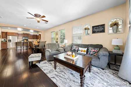 1661 Brittle Bush Dr. #275 Chula Vista, CA 91915