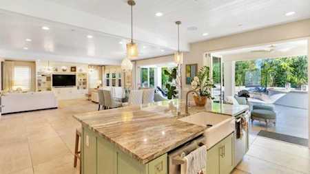 1224 Lanai Court Carlsbad, CA 92008