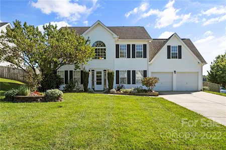 162 Madelia Place Mooresville, NC 28115