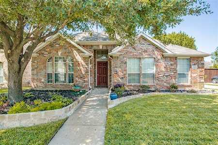 3909 Lochridge Court North Richland Hills, TX 76180