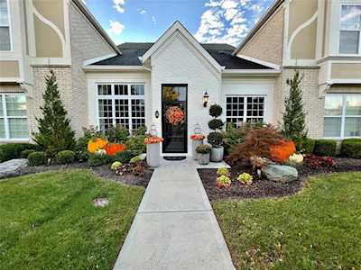 6683 Beekman Place #B Zionsville, IN 46077