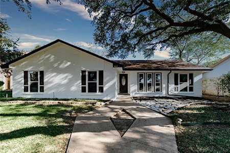 869 Whitehall Drive Plano, TX 75023