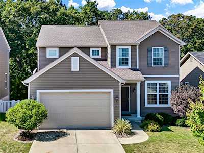 349 Huntleigh Pkwy Wentzville, MO 63385