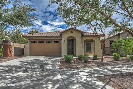 973 S Pheasant Drive Gilbert, AZ 85296