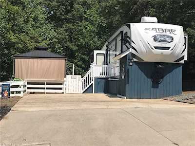 114 Sparrow Lane New London, NC 28127