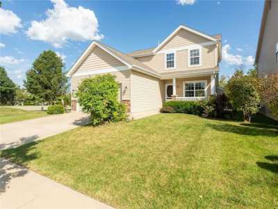 1800 Sterling Oaks Dr St Peters, MO 63376