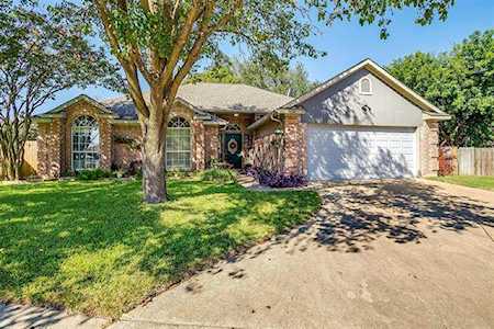 904 Ponds Court Cedar Hill, TX 75104