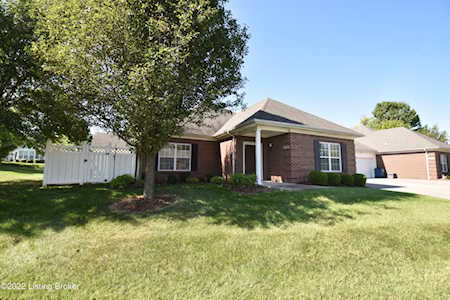 10301 Pine Glen Cir Louisville, KY 40291