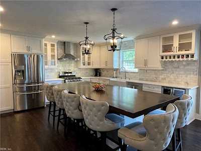 862 Dwyer Rd Virginia Beach, VA 23454