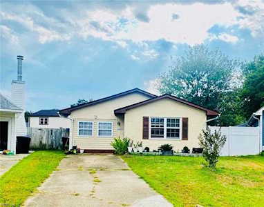 1109 Fort Sumter Ct Virginia Beach, VA 23453