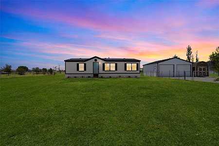 3517 County Road 911 Joshua, TX 76058